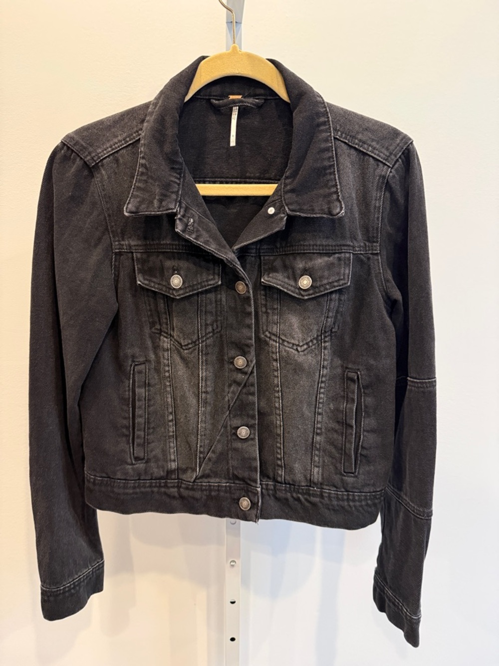 Free People Rumors Black Washed Denim Jacket Size S Oversized Distressed - Picture 4 of 12